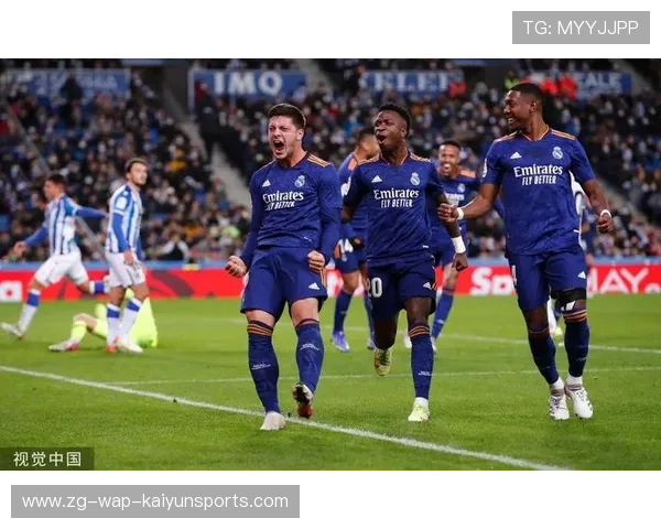 皇马主场逆转成功，维尼修斯伤情成焦点，皇马球员约维奇